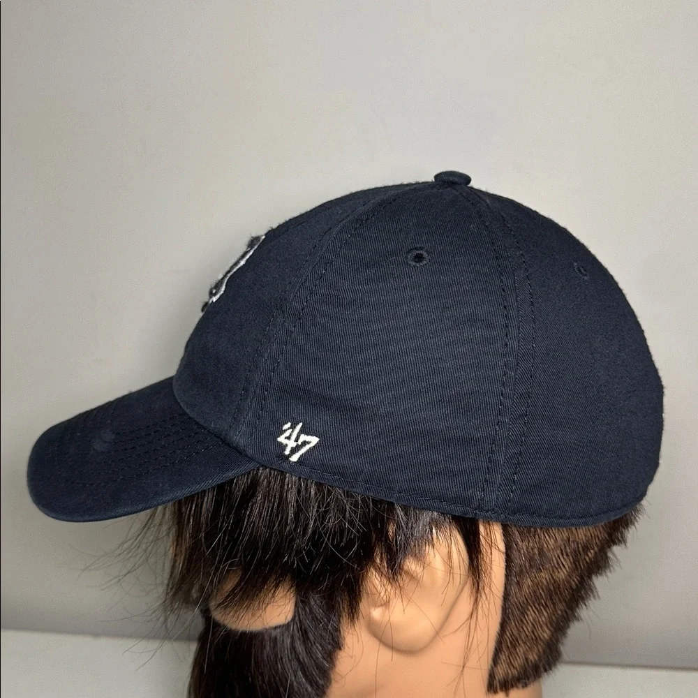 NHL Pittsburgh Penguins Navy Blue Hockey Logo Cap